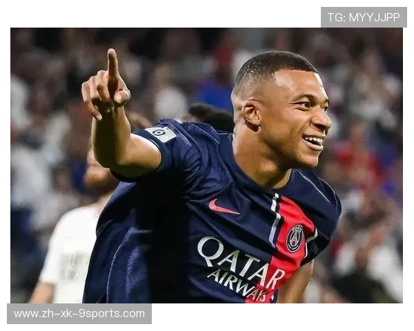 姆巴佩禁区争抢落点精准，领衔现代足球的空中霸主