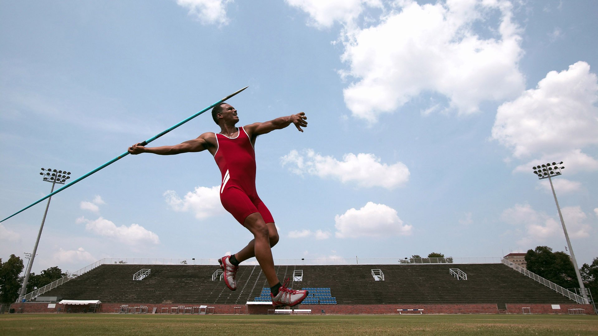 人工智能围棋世邀赛 新一代AI“凤凰”连胜四位人类九段